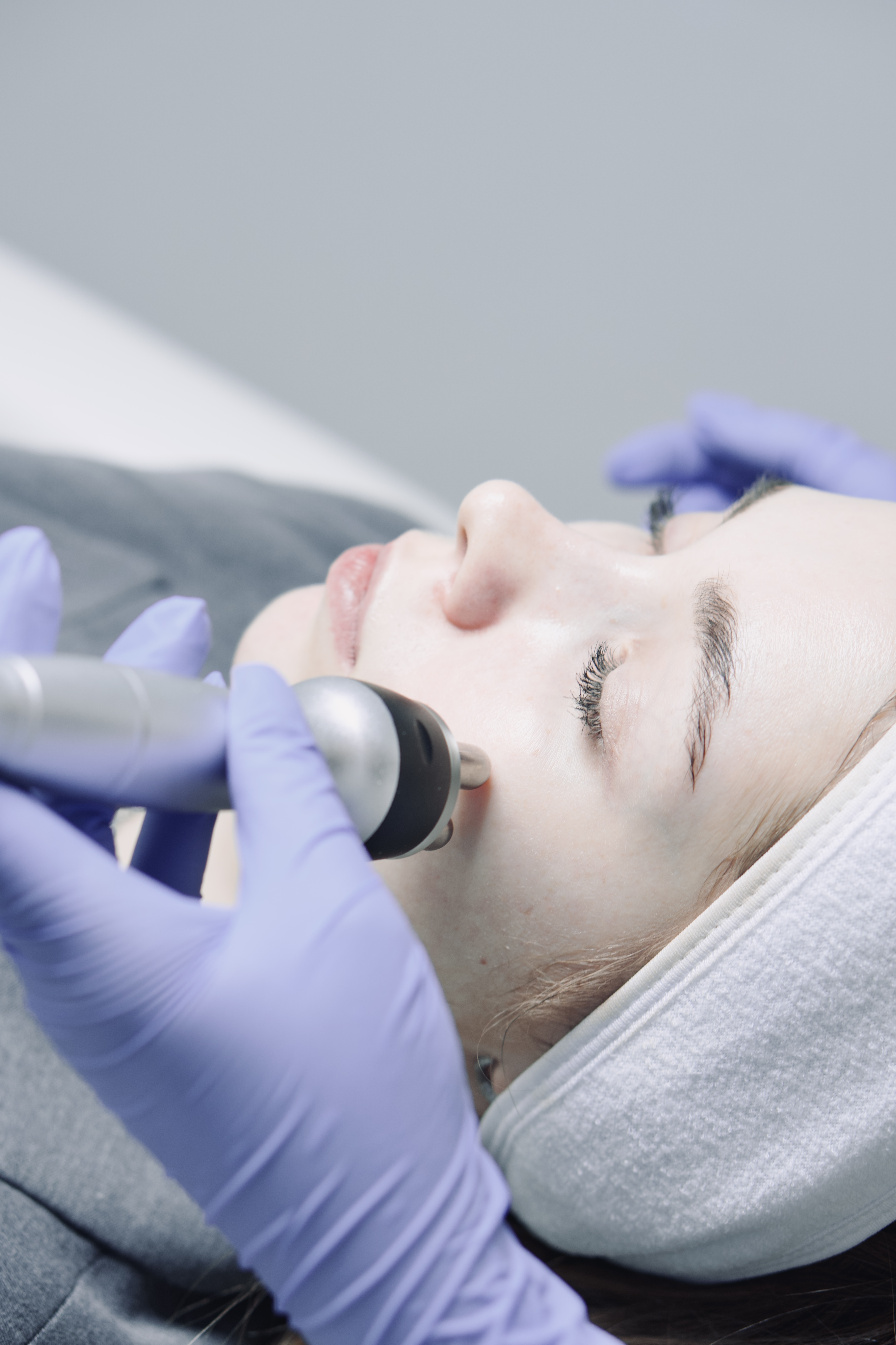 RF-lifting facial
